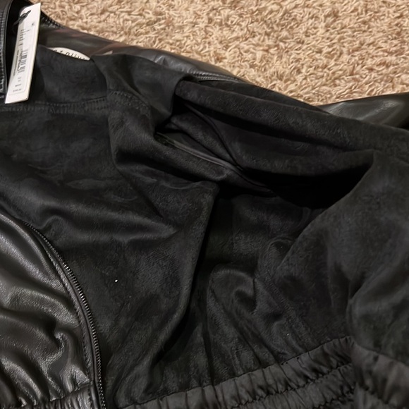 Alice and Olivia Levi vegan leather jumpsuit 10 - Picture 9 of 10